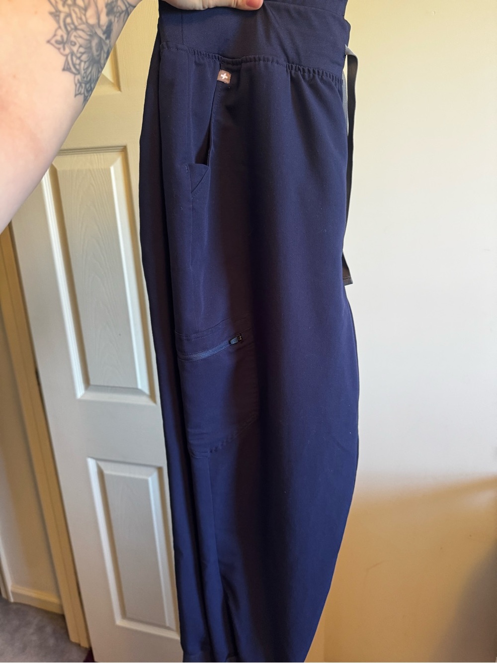 Figs Women's Navy Jogger Scrub Pants